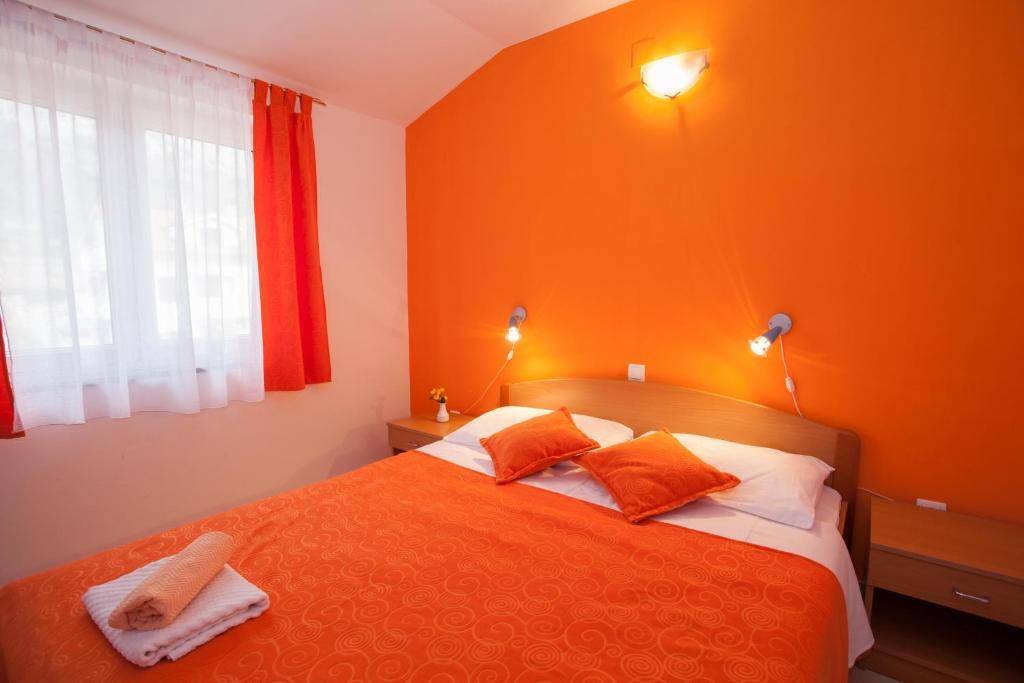 Pansion Burin Otel Baška Oda fotoğraf